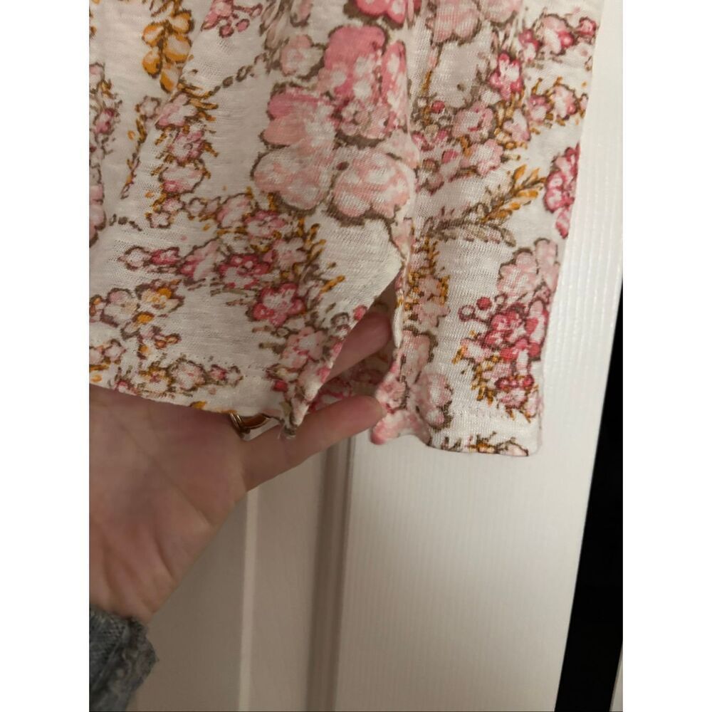 J. Jill “love linen” Floral Tee - Picture 3 of 6